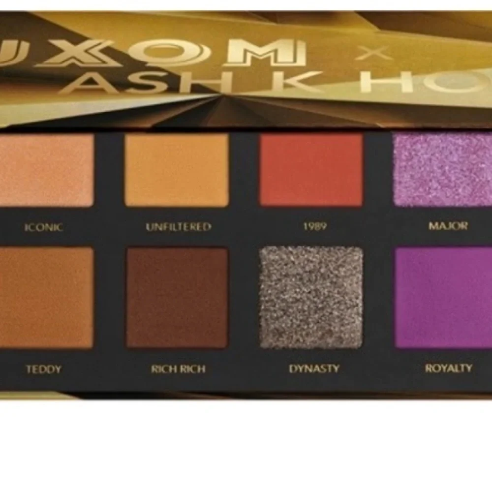 BUXOM x ASH K HOLM EYESHADOW PALETTE Brand new never opened
